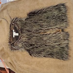 MaxStudio| Faux Feather Vest
